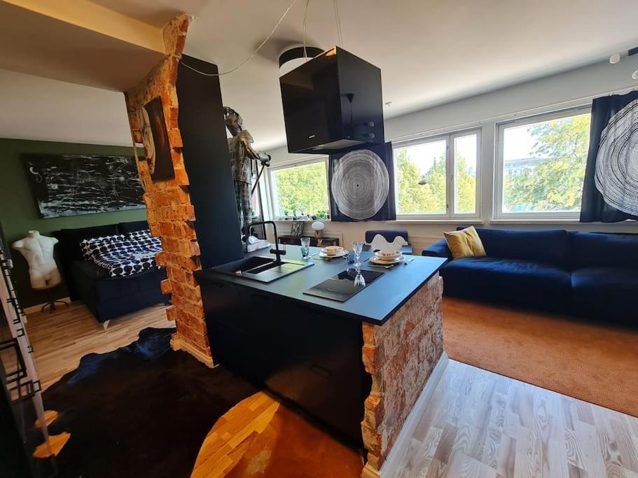 Rovio Art Apartments Gummeruksenkatu 5 Jyvaeskylae ภายนอก รูปภาพ